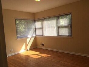 1942 Linden Ave, Unit 1A in Highland Park, IL - Building Photo - Building Photo