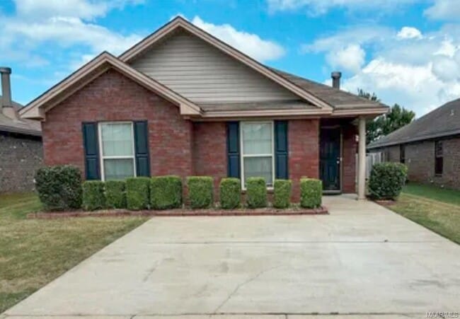 property at 1660 Buena Vista Blvd