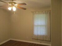 1270 Lawndale Ct photo'
