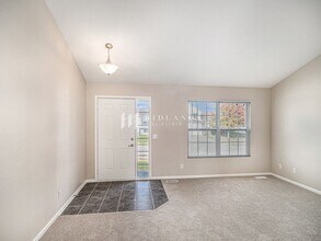 16125 Greenleaf St in Omaha, NE - Building Photo - Building Photo