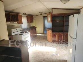 1124 N Bryan Rd in Jacksonville, NC - Building Photo - Building Photo