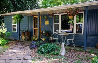 850 S Washington Ave in Fayetteville, AR - Building Photo