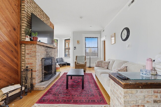 property at 3811 N Southport Ave