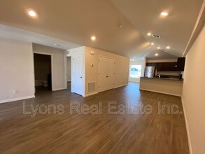 604 Skyline Blvd in Cape Coral, FL - Building Photo - Building Photo