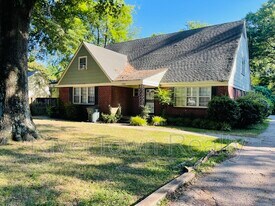 3558 Poplar Ave in Memphis, TN - Building Photo