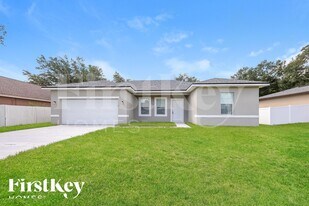 445 Eagle Dr in Poinciana, FL - Building Photo