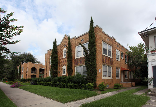 Ambassador Apartments in Jacksonville, FL - Building Photo - Building Photo