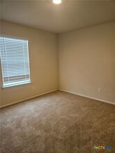 6007 Amelia Earhart Blvd in Killeen, TX - Building Photo - Building Photo