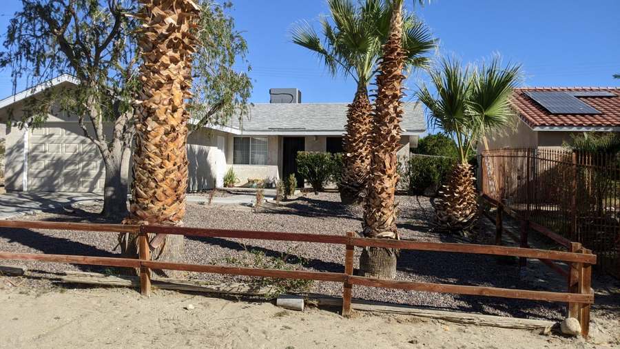 15140 Ave Descanso in Desert Hot Springs, CA - Building Photo