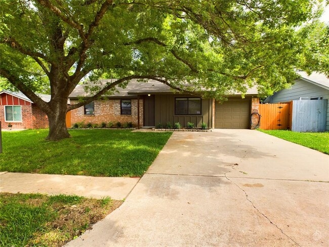 6007 Leisure Run Rd in Austin, TX - Building Photo - Building Photo