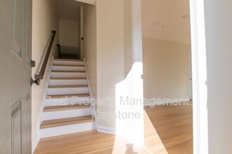 1719 St Johns Ln in Sewickley, PA - Foto de edificio - Building Photo