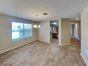 4934 Steel Meadows Ln in Humble, TX - Foto de edificio - Building Photo