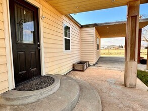 2621 N Vega Ave in Odessa, TX - Building Photo - Building Photo