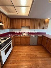 1507 SW Hall St in Portland, OR - Building Photo - Building Photo