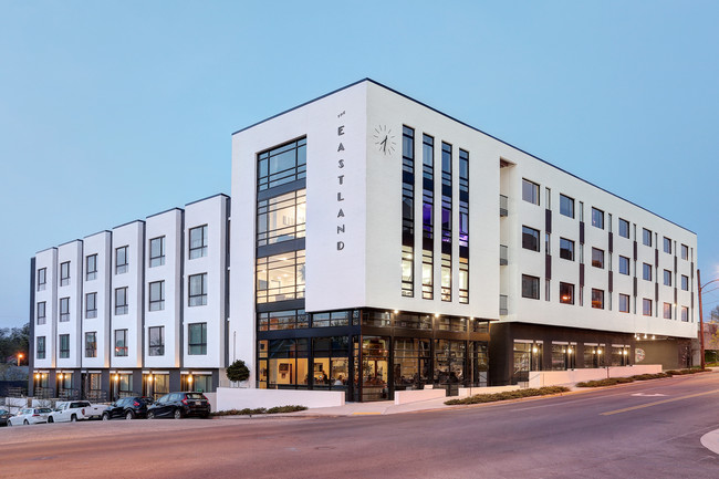 The Eastland in Nashville, TN - Foto de edificio - Building Photo