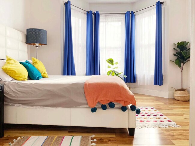 194 Duncan Ave, Unit 1