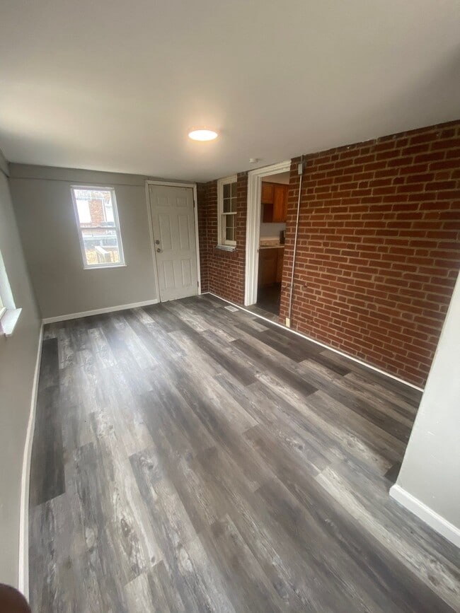 property at 858 Melvin Dr