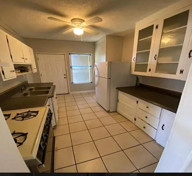 9701 Denison Ave, Unit Down Rear