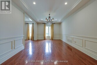 138 Lady Fenyrose Ave in Vaughan, ON - Building Photo - Building Photo