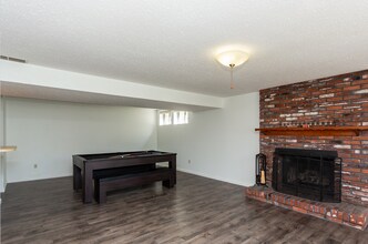 743 Eaglebrooke Dr in Ballwin, MO - Building Photo - Building Photo