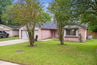 19607 Swiftbrook Dr in Humble, TX - Building Photo - Building Photo