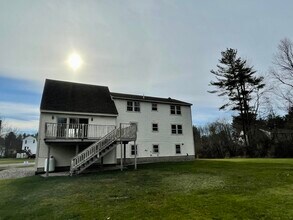 4 Pheasant Ct in York, ME - Building Photo - Building Photo