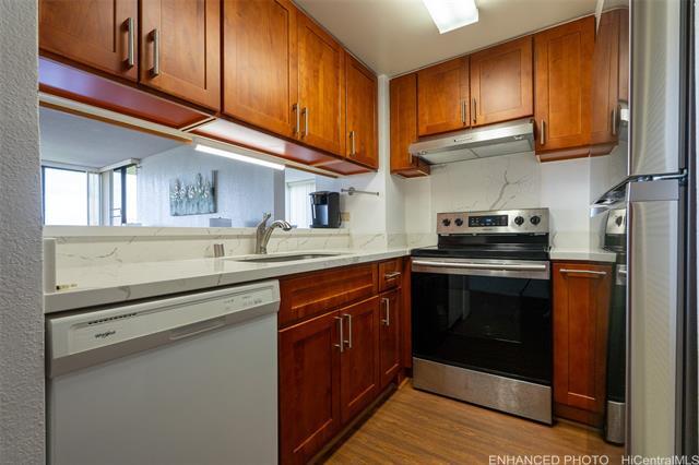 5333 Likini St in Honolulu, HI - Building Photo - Building Photo