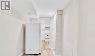 56 Tahir St in Vaughan, ON - Building Photo - Building Photo