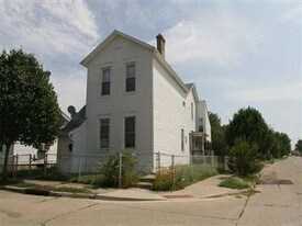 156-158 Drummer Ave in Dayton, OH - Building Photo