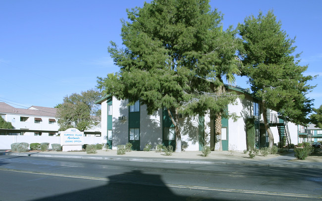 Sage Point Apartments in Las Vegas, NV - Building Photo - Building Photo