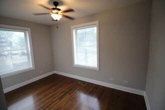3800 W Irving Park Rd in Chicago, IL - Building Photo - Building Photo