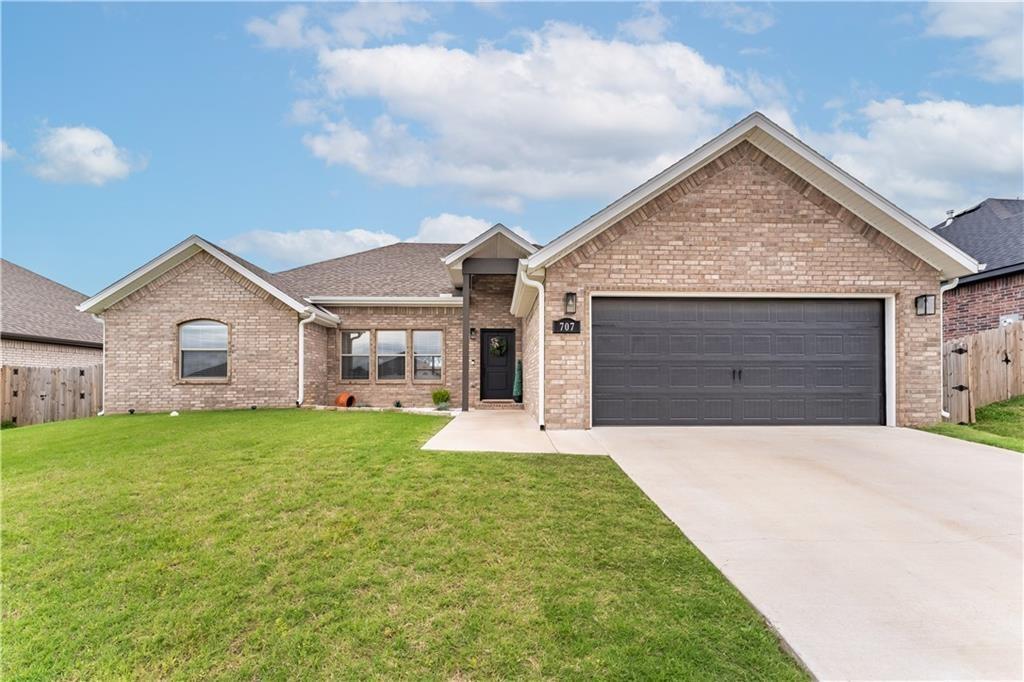 707 W Jillian St in Siloam Springs, AR - Building Photo