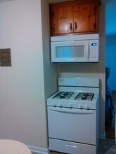 529 Hillsborough St in Chapel Hill, NC - Building Photo - Building Photo