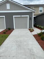 7987 Echo Springs Rd in Jacksonville, FL - Building Photo