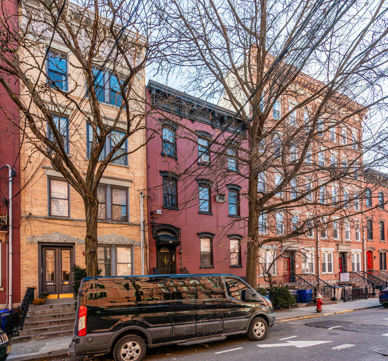 919 Garden St in Hoboken, NJ - Building Photo