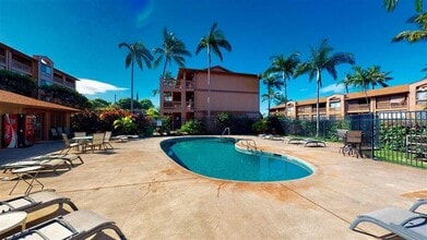 3740 Lower Honoapiilani Rd, Unit E204 in Lahaina, HI - Foto de edificio - Building Photo