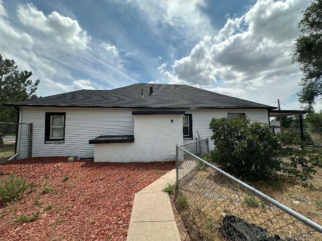 property at 821 31st Ave