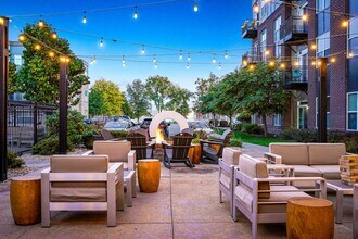 Penn Circle in Carmel, IN - Building Photo - Building Photo