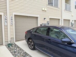 5933 Krantz Dr in Frederick, MD - Building Photo - Building Photo