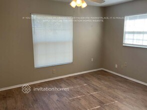 2805 39th St W in Bradenton, FL - Foto de edificio - Building Photo