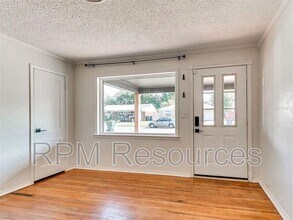 1705 Carlisle Rd in The Village, OK - Building Photo - Building Photo