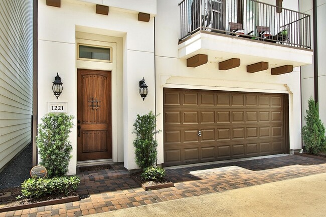 1221 Bonner St in Houston, TX - Building Photo - Building Photo