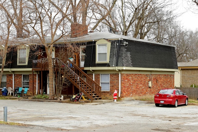 Vernon Cove Apartments in Louisville, KY - Building Photo - Building Photo