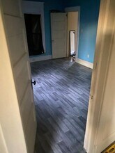 384 Meek St in Sharon, PA - Building Photo - Building Photo