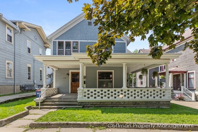 318 Washington St SE in Grand Rapids, MI - Building Photo - Building Photo