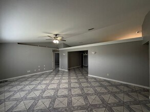 7750 SE 150 Ave in Morriston, FL - Building Photo - Building Photo