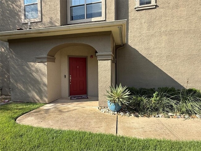 11203 Ranch to Market Rd 2222 in Austin, TX - Building Photo - Building Photo