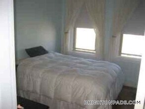 1665 Commonwealth Ave in Boston, MA - Building Photo - Building Photo