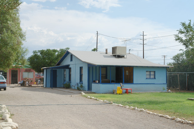 843 W Thurber Rd in Tucson, AZ - Foto de edificio - Building Photo