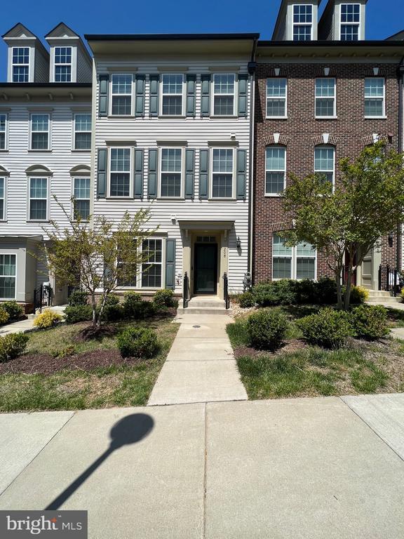 property at 208 Freesia Ln